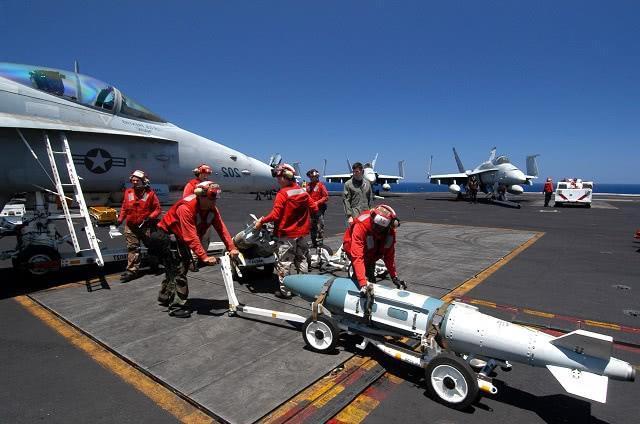 笨办法|航母上老鼠泛滥咋办？俄军养猫，美军用红外线，中国“笨办法”最有用