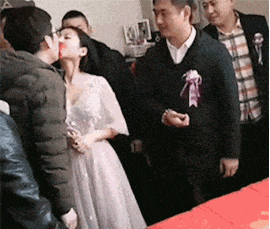  烧伤|搞笑GIF：面对烧伤的他，