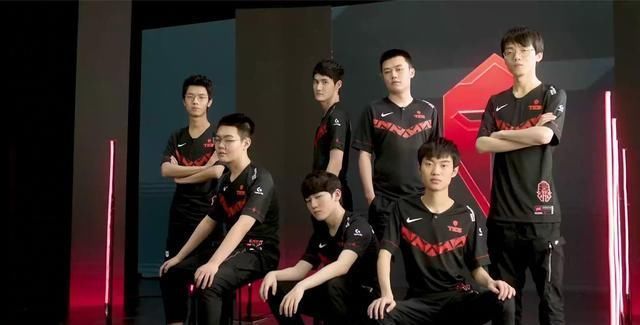  Rookie|TES战胜SN，阿水走出＂六亲不认＂步，左手：我辛德拉学的Rookie