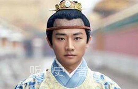 游玩|他为了出宫游玩怒打一百多位官员的屁股，任性皇帝桂冠非他莫属！