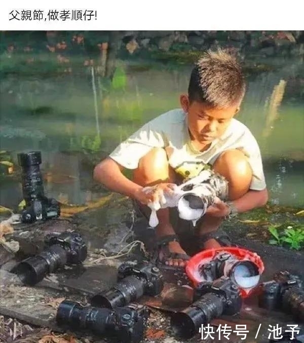 姑娘|现在的姑娘穿衣真的是随性,我在旁边看着都替她感到尴尬