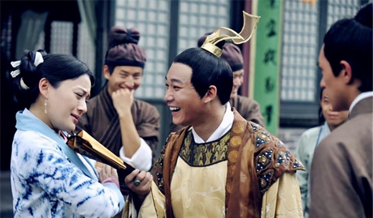 颠倒黑白|明朝奇案两名无赖见男童貌美，尾随对其母行不轨，反而颠倒黑白