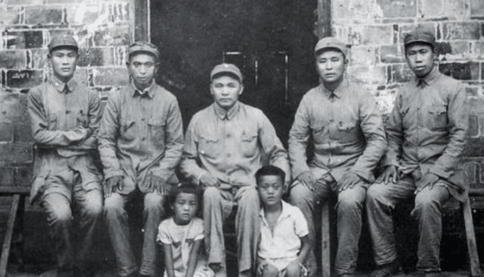 授衔大典|红军改编后，12个旅长中，怎么只有3个大将？