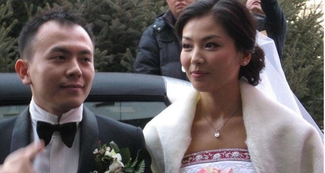 女人|原来她是刘涛背后的女人,4年帮刘涛还3亿,把她当亲生女儿对待