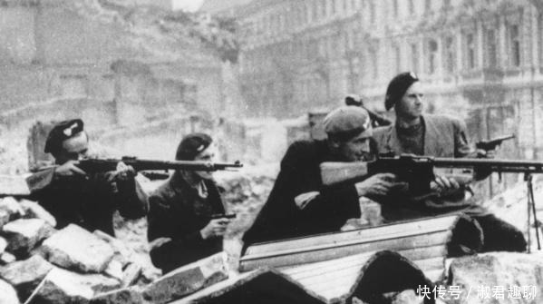 苏联红军|华沙起义：一场以反抗纳粹德国为名义起义，最后的结局是什么？
