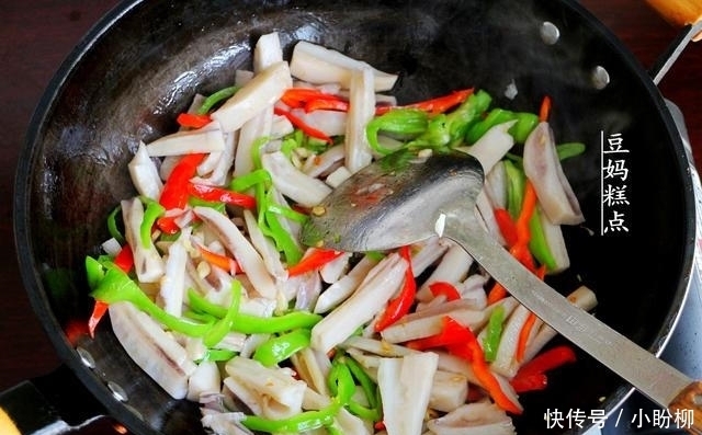 莲藕|清炒莲藕时,记得多加这2样蔬菜,爽口更下饭