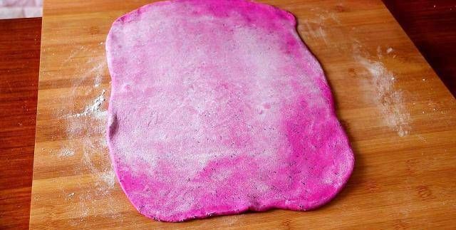  油腻|不要在火龙果直接吃是面粉做的，又甜又软不油腻