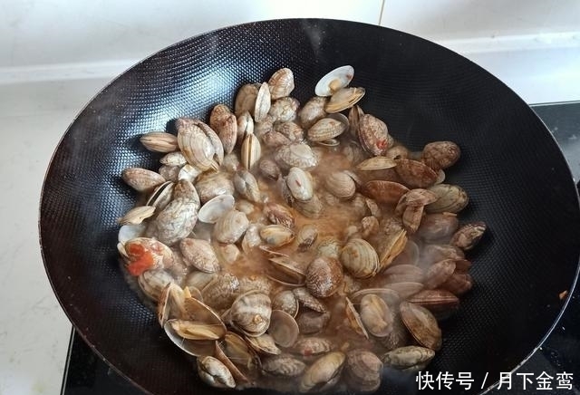 好吃|新春家宴10个菜，半小时左右就上桌，朋友夸老公倍有面子