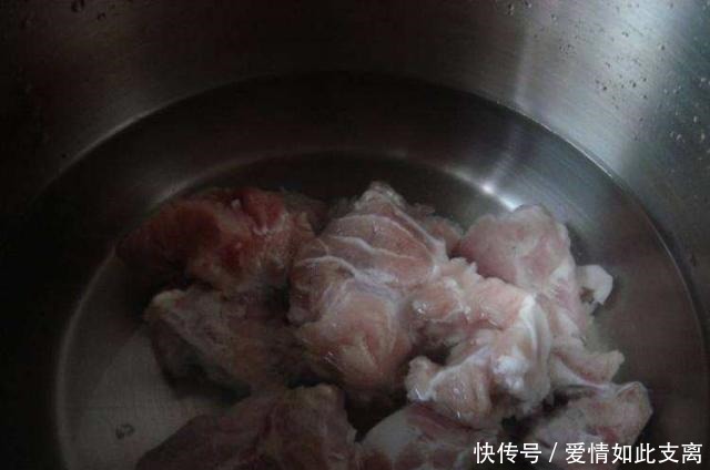 新手|懒人食谱排骨焖饭,三步搞定,新手适用零失败