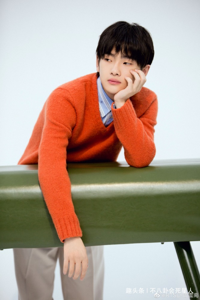  杨紫|《向往4》飞行嘉宾榜单杨幂第四杨紫第八，第一是芒果台亲儿子