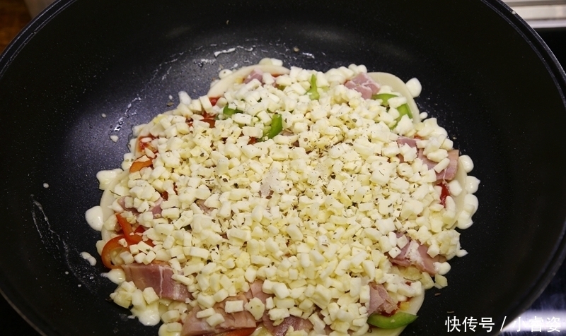 成功|平底锅怎么做披萨?不用揉面一次成功,几分钟就出锅,比买的还香