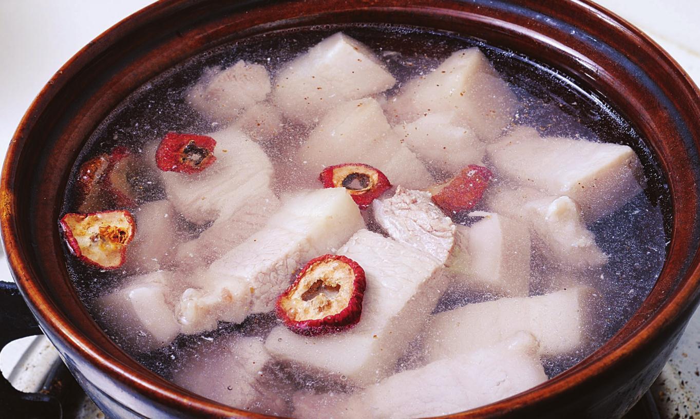  成功|想要做好吃的红烧肉，还是得放入凉水，厨房小白也能百分百成功