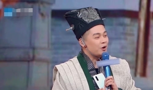 主持人|沈腾暴露综艺有剧本,主持人脱口而出一句话,堪称救场教科书