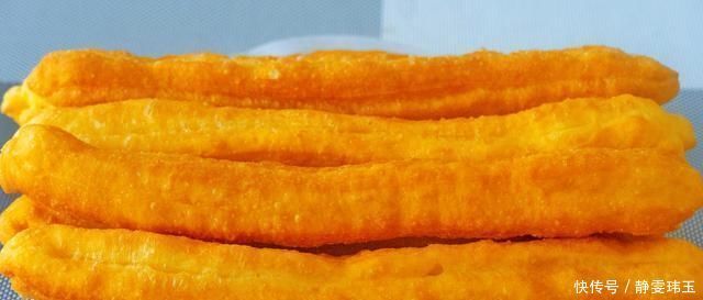 加上|油条最简单的做法,不用泡打粉,加上它,个个空心又酥脆,太香了