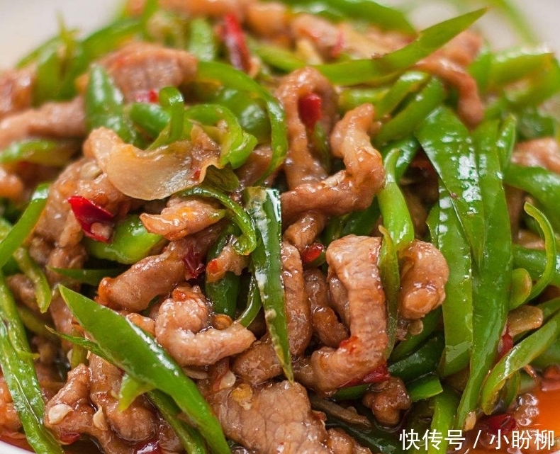 生抽|腌肉时,别只放盐!厨师长:多加“2种料”肉质嫩滑还入味