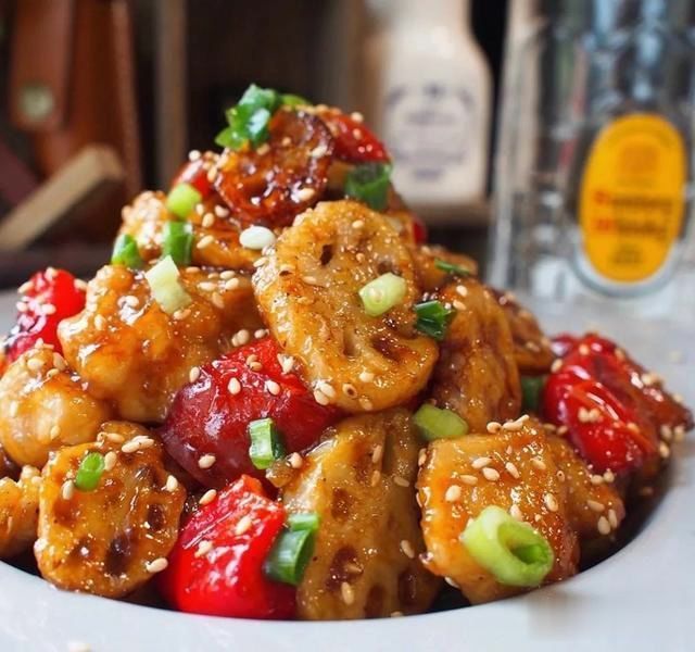  爸爸|霓虹爸爸热爱为家人制作美味菜肴，各种三明治光看着就超诱人