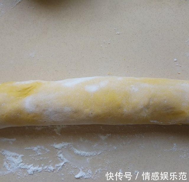 南瓜|南瓜椒盐葱香咸窝窝,又暄又软,好吃极了