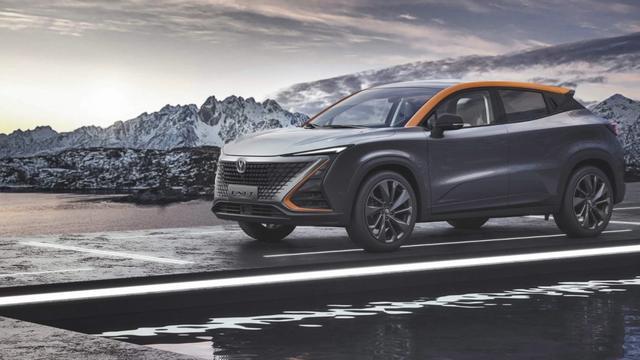 长安|别被外观蒙蔽了双眼,有几个问题让我很纠结丨深度试驾长安UNI-T