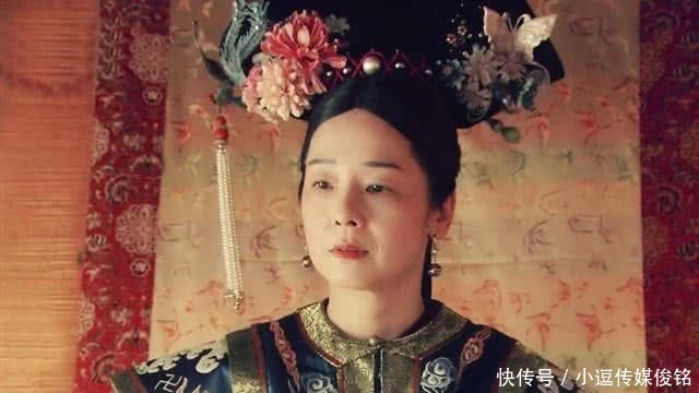 夸张|慈禧穿的袜子，千人半月才绣好一双，用的厕纸，更是夸张