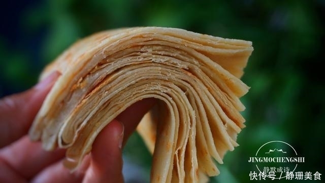  葱油饼|家常烙饼换个花样做，柔软多层，比葱油饼还香，凉了依然柔软