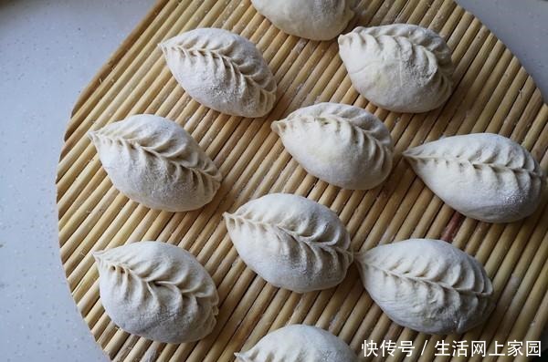 绿色|这菜就算吃过,也叫不出来名字,绿色纯天然,蒸包子最好吃了