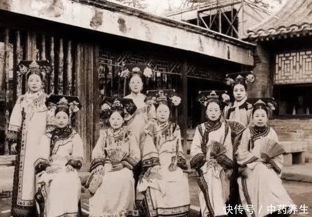 为啥|清朝老照片为啥这些嫔妃都很“丑”那是因为你没有看过漂亮的