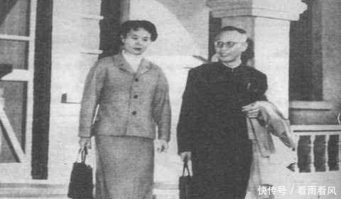 溥仪|溥仪参观故宫说: 照片弄错了! 专家: 不懂装懂! 溥仪大怒: 那是我亲爹!