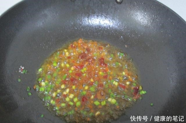 简单|春天，我常做这菜给家人吃，简单好吃，营养吸收好，全家都爱！