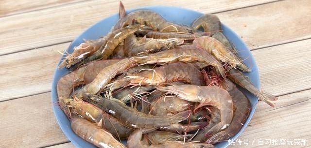 冰箱|保存鲜虾,不要直接放冰箱,贩子教你一招,放多久都和新鲜的一样