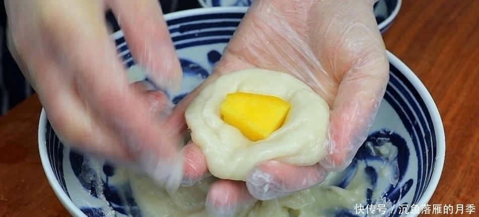 点名|1碗糯米粉1瓶牛奶,教你好吃做法,3天不做孩子就点名要,比肉香