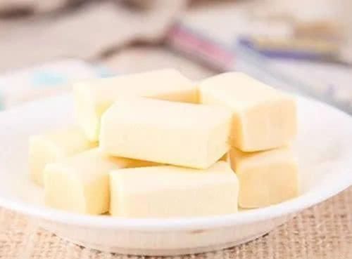 汉纸|女孩最喜欢的6种小零食，吃过2种是小公举，一种没有吃过是女汉纸