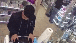 怪不得|搞笑GIF：怪不得打篮球那么好呢？这么小就开始学习了啊！