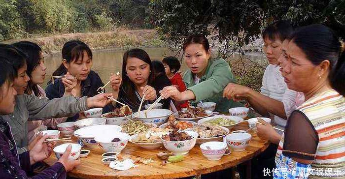 吃饭|农村“冷席”怪象请客没人吃,随礼不吃饭,钱来人不到,为啥