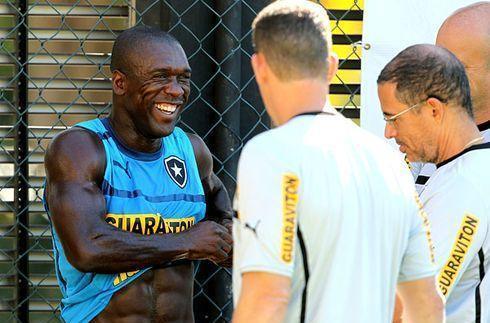 西多夫|西多夫的最后一站:巴西球迷以为他去混薪水,他却当成球队领导者