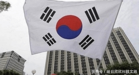 清朝|韩国国旗上原本有8个汉字, 先因中国去了四个, 后因日本又去了4个