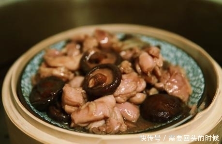 秋燥|防秋燥,我家三天两头吃的菜,蒸一蒸就能吃,鲜嫩多汁还不上火