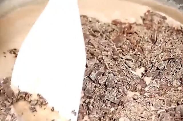 牛奶巧克力|分享一款形似果冻的冰蛋糕,软糯香甜,丝滑爽口,真是太美味了