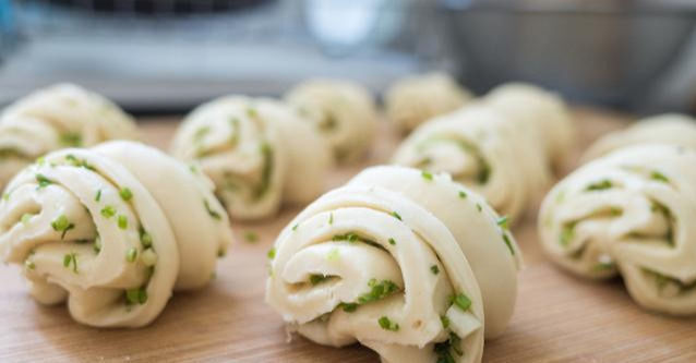 手抓饼|体重过百的朋友看过来,吃早餐不要碰这4种食物,卡路里比肉还高