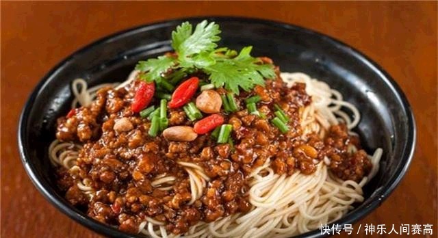 有名|中国''最有名''的9碗面,南北各占4碗,最后一碗意想不到