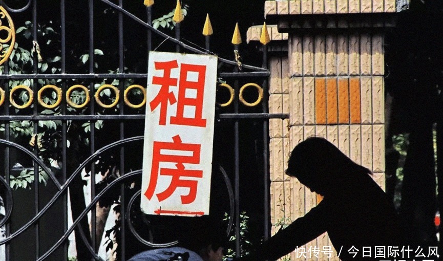 公寓|长租公寓再次暴雷，为什么镰刀总割年轻人的韭菜！