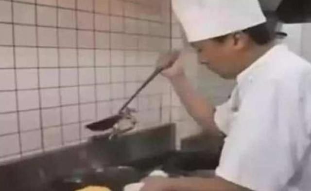 玩意|这道菜是无数厨师的“噩梦”,很少有厨师敢做,因做这玩意太废锅