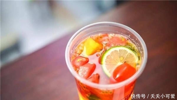 这五种|在奶茶店,不点这五种饮品的人,店员内心赞叹:遇到高手了