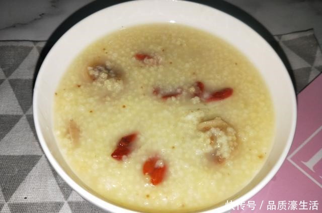 润肺|入秋防秋燥,我家隔三差五做这碗粥,养胃又润肺
