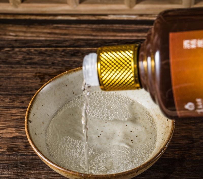 原料|网传“十年茅台王子酒赛飞天”是真是假带你一探究竟