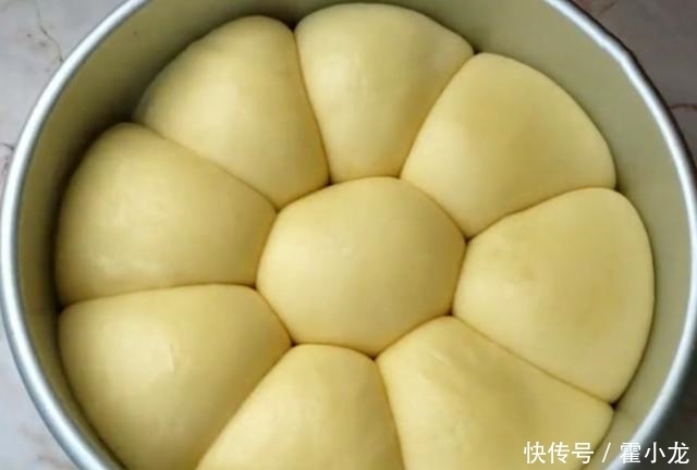  不用|面粉里加2个苹果，不用烤不用烙，柔软拉丝，孩子总是吃不够