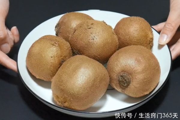 用途|猕猴桃放锅里蒸2分钟,真是聪明,用途拿钱也难买,早知道就好了