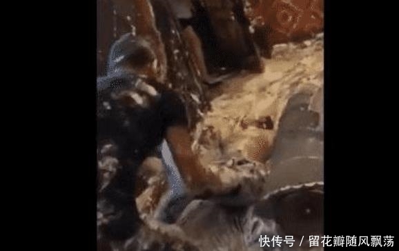 KTV|男子去KTV过生日, 结果服务员看到包间后表示：没2万别想走