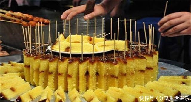 人几乎都|大叔街边卖小吃,30年来不涨价,一天准备2000个都不够卖