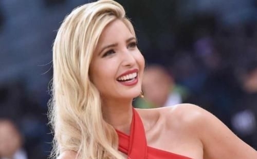  养眼|伊万卡不愧是国际一枝花，身穿“黄金甲”太霸气，与迪拜最帅王子同框真养眼