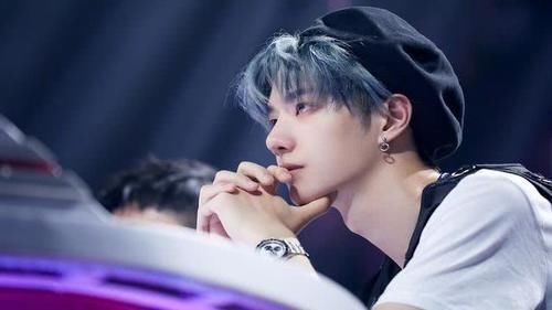 天天向上|从UNIQ队长到《追逐梦想》,周艺轩如何慢慢活在王一博光芒之下